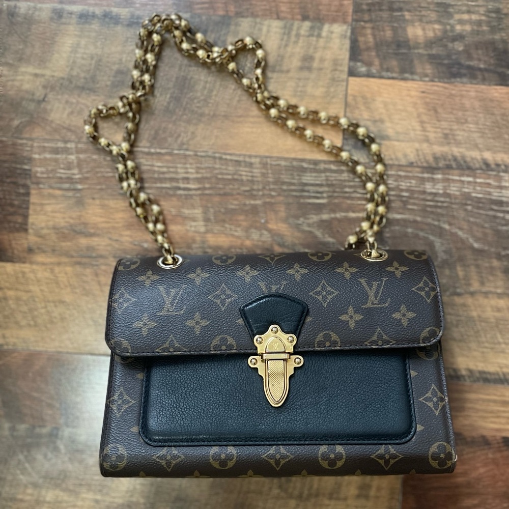 LOUIS VUITTON Monogram Canvas Black Victoire Bag